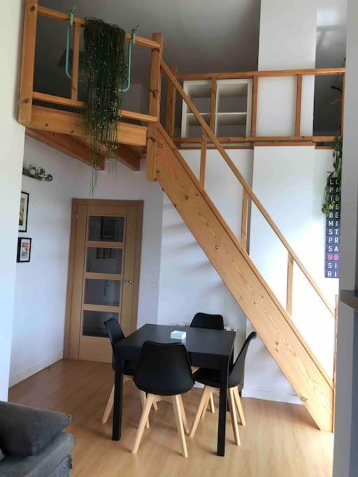 Precioso Atico Con Parking Privado. Vistas Al Rio Apartment Limpias Exterior photo